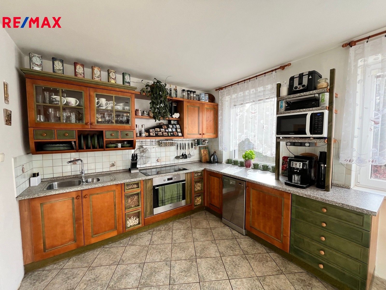 Prodej rodinný dům - Dr. Turka, Libice nad Cidlinou, 220 m²