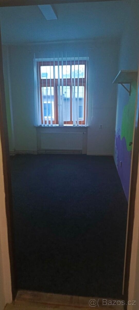 Pronájem kancelář - Bystřice pod Hostýnem, 768 61