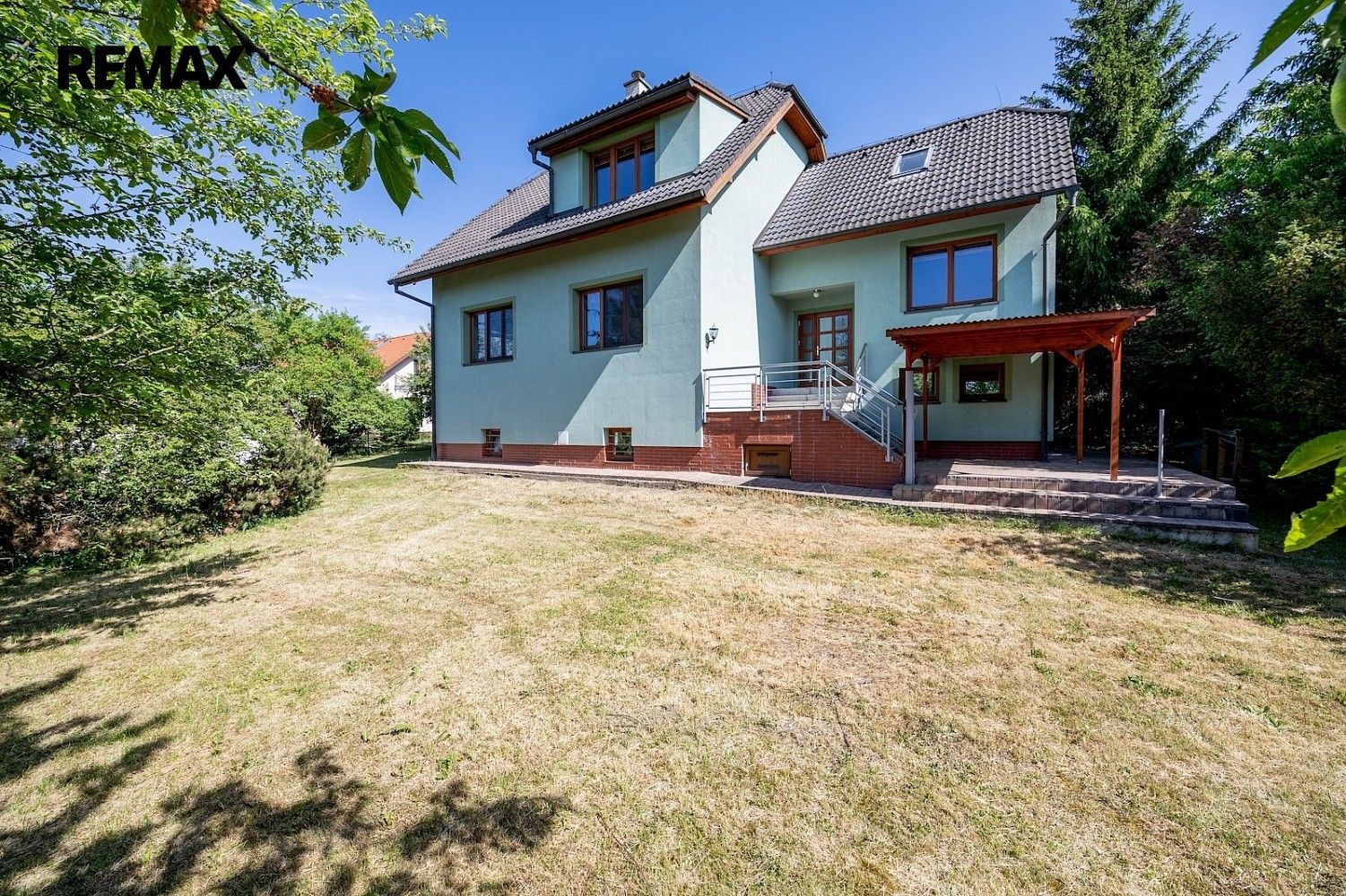 Rodinné domy, Praha - Běchovice, okres Praha 21, Hlavní město Praha, 210 m² - 1