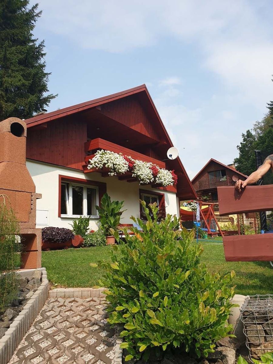 Chaty, Prostřední Staré Buky, Královéhradecký kraj