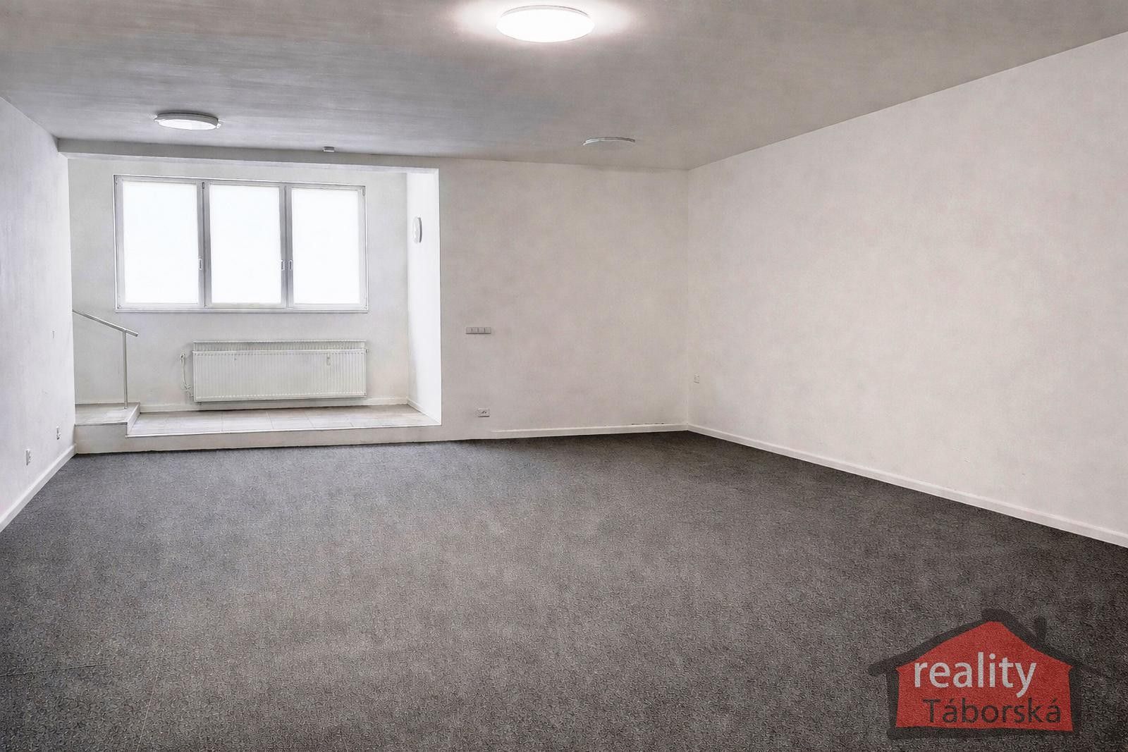 Prodej byt - Na Návsi, Nupaky, 88 m²