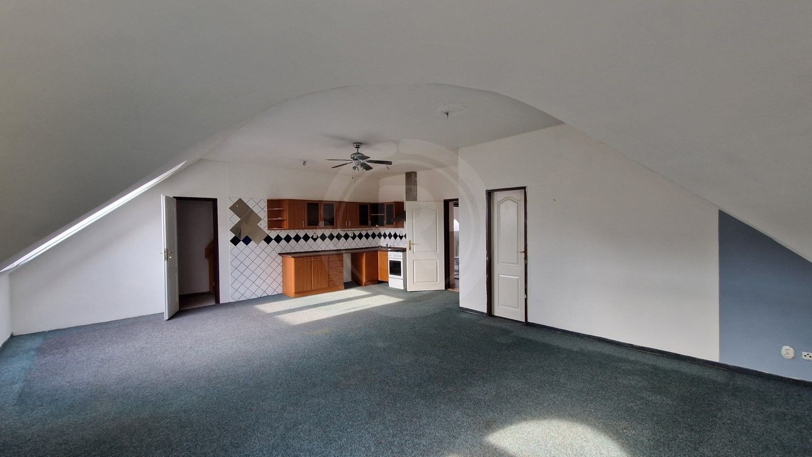 3+kk, Lidická tř. 56, České Budějovice, 95 m²