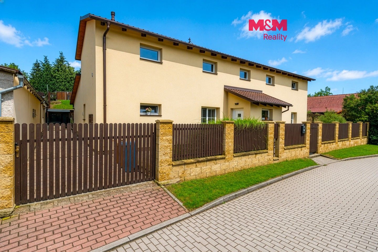 Rodinné domy, V Poustkách, Mratín, 168 m²