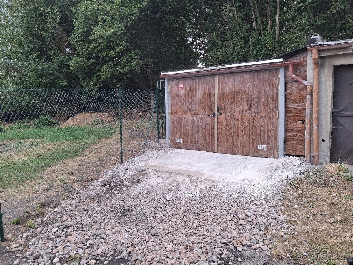 Garáže, Česká Třebová, 560 02