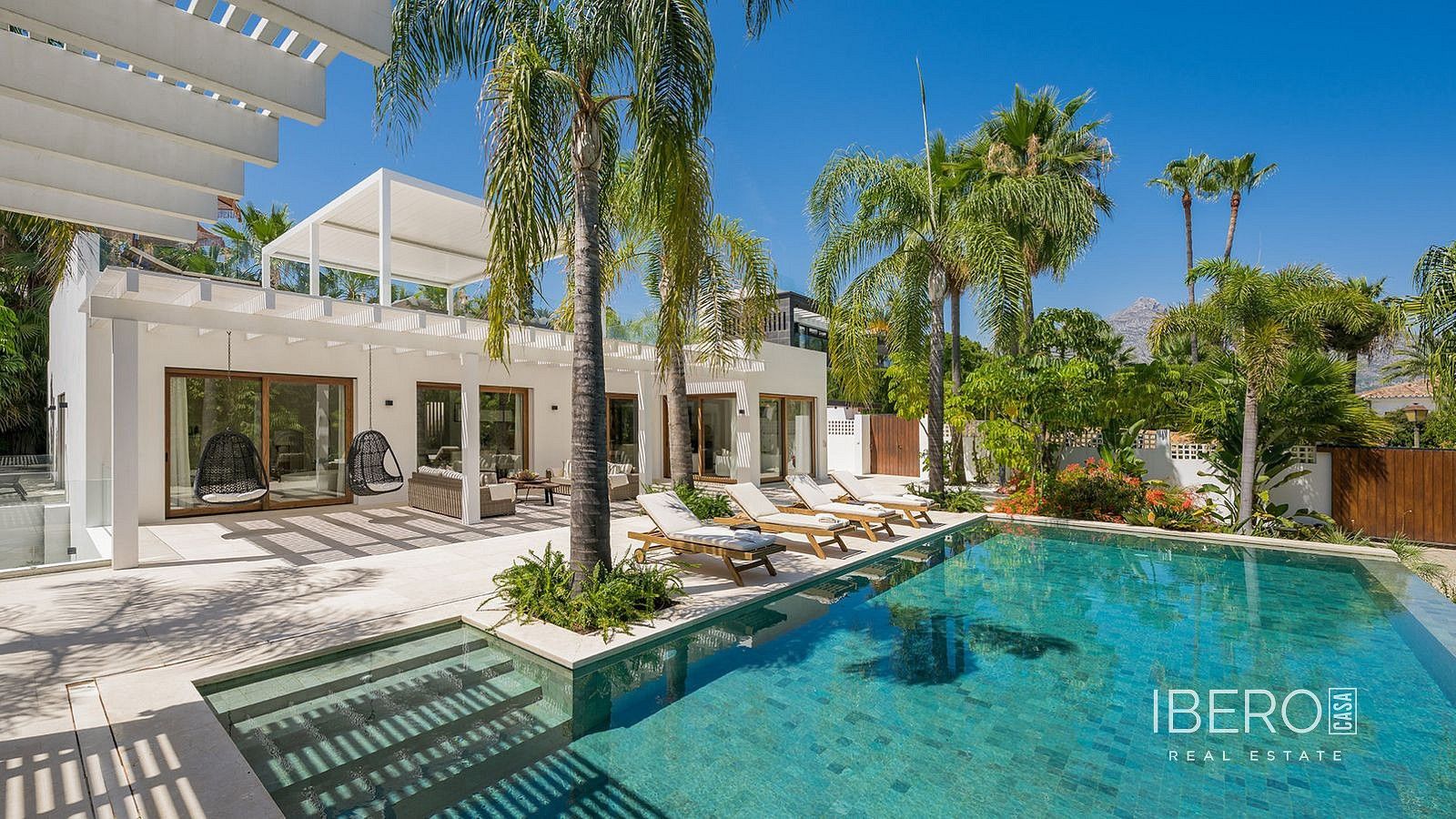 Prodej rodinný dům - Las Brisas, ES, 433 m² - 2