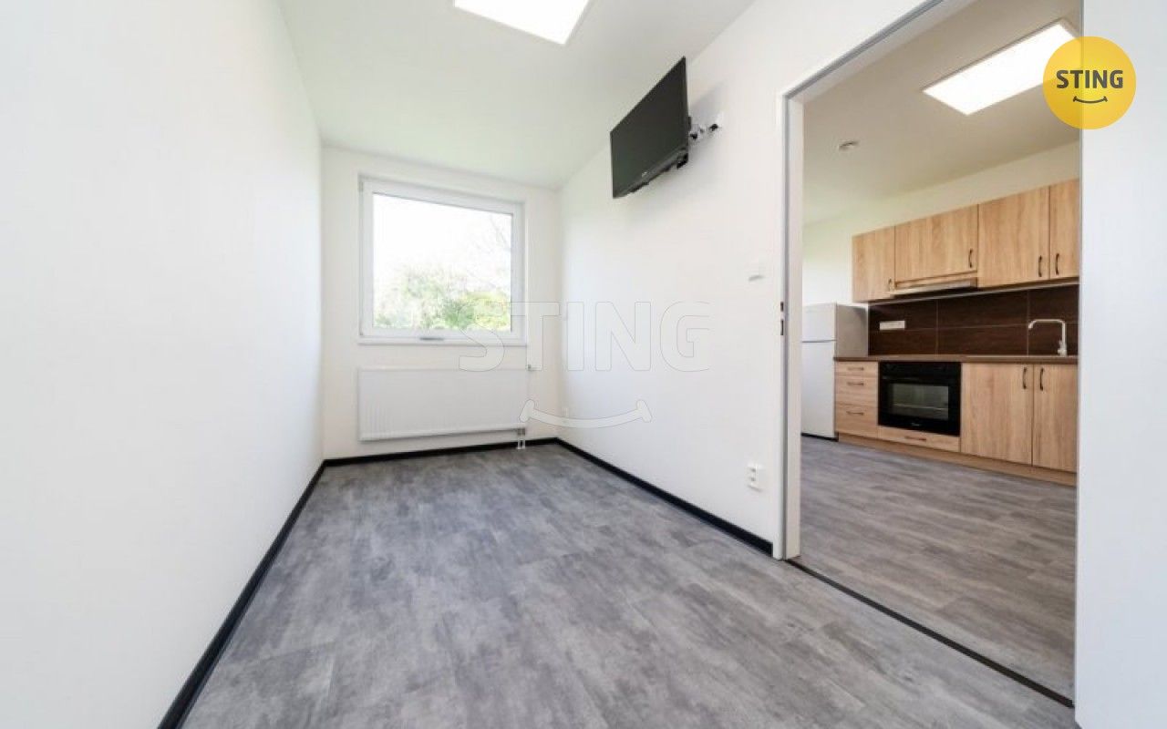 Pronájem byt 2+1 - Starobělská, Ostrava, 37 m²