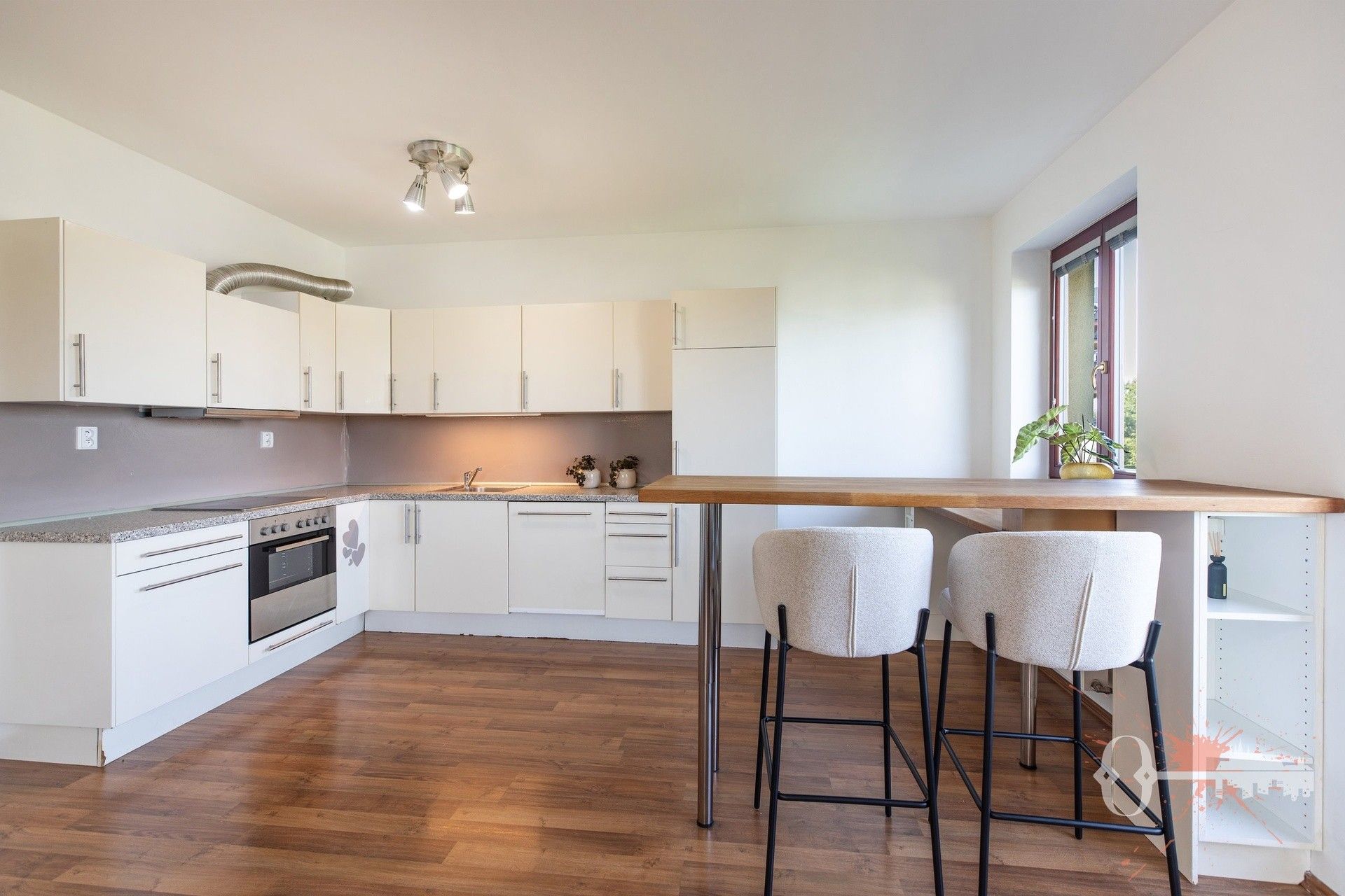 Byt 2+kk · 65 m² · Andersenova, Praha - 4
