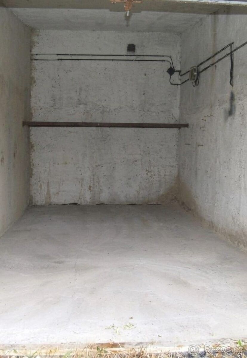 Garáže, Příbram, 261 01