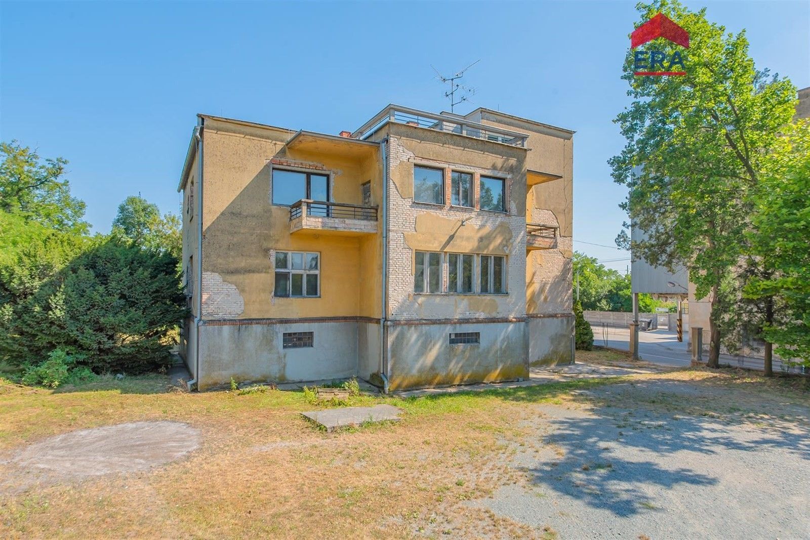 Prodej dům - U Mlýna, Pouzdřany, 17 822 m²