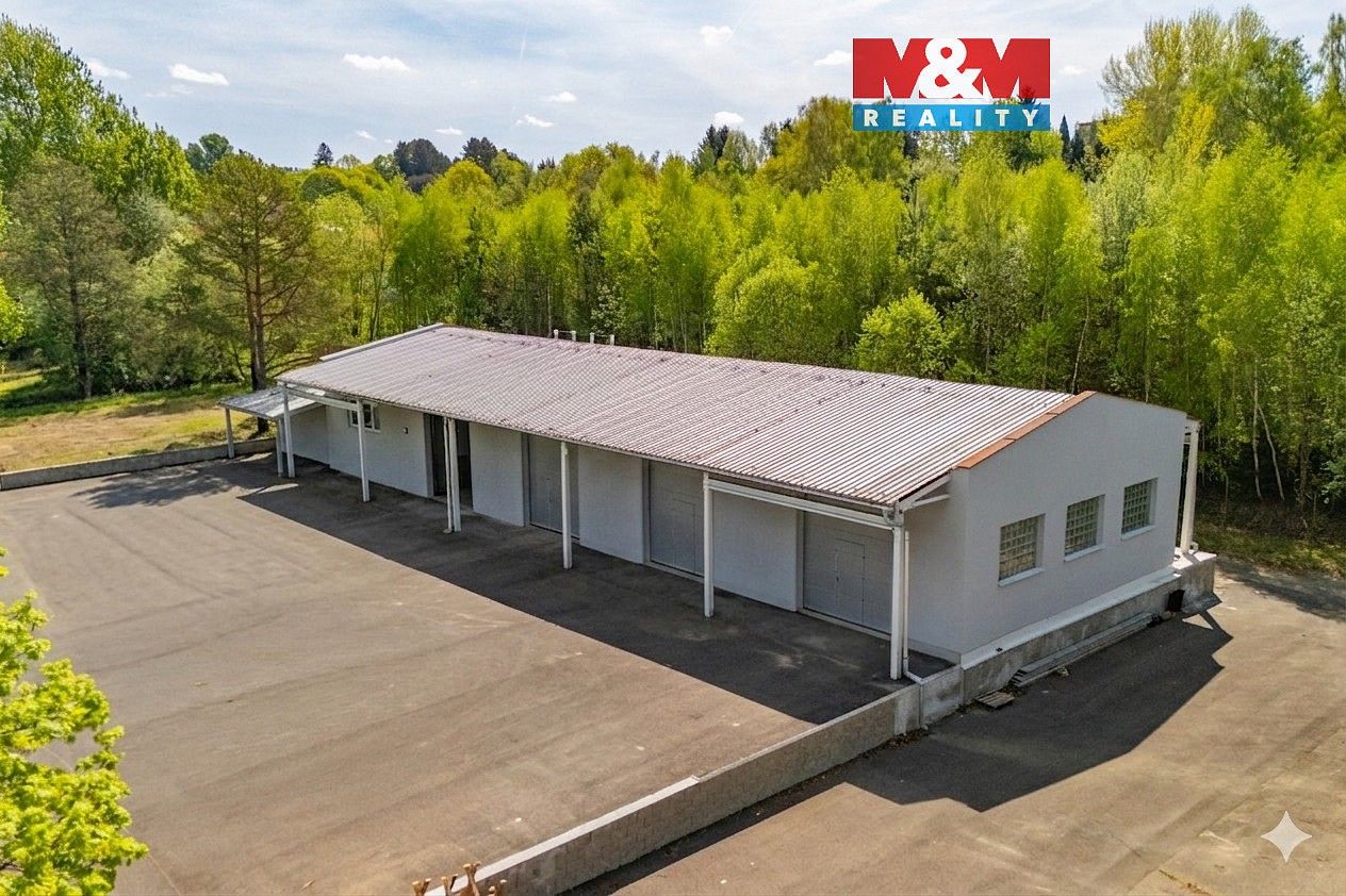 Komerční pozemek, 4 160 m²