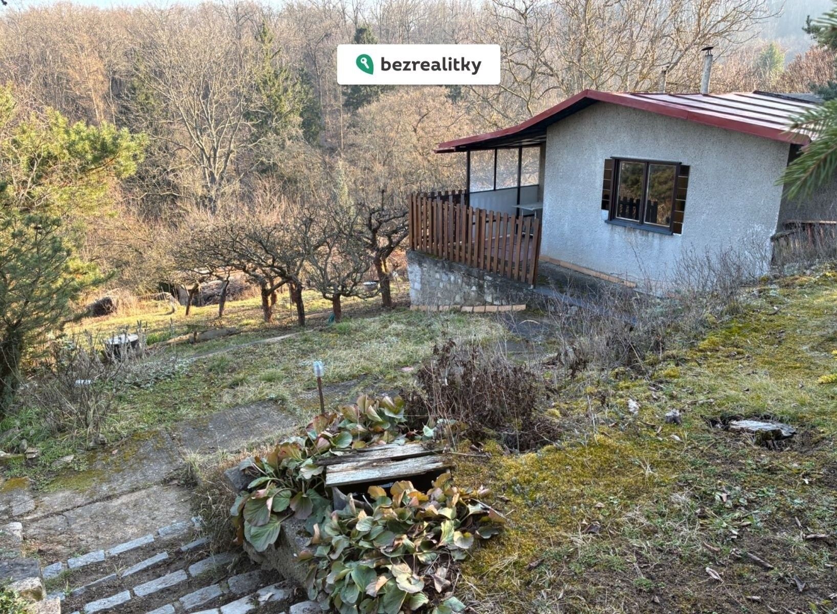 Chaty, Devonská  , Praha, 16 m²