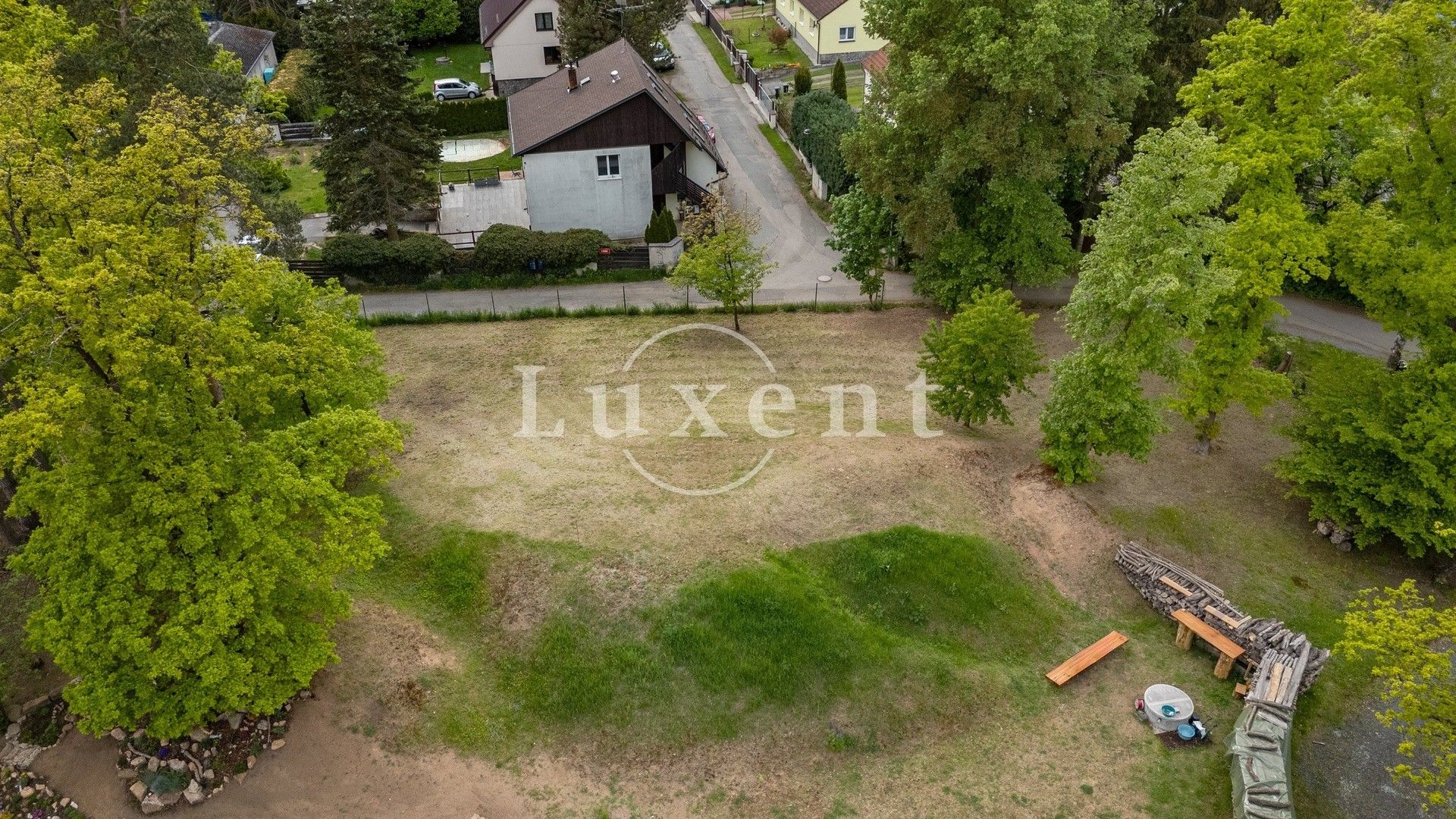 Pozemek pro bydlení, 816 m²