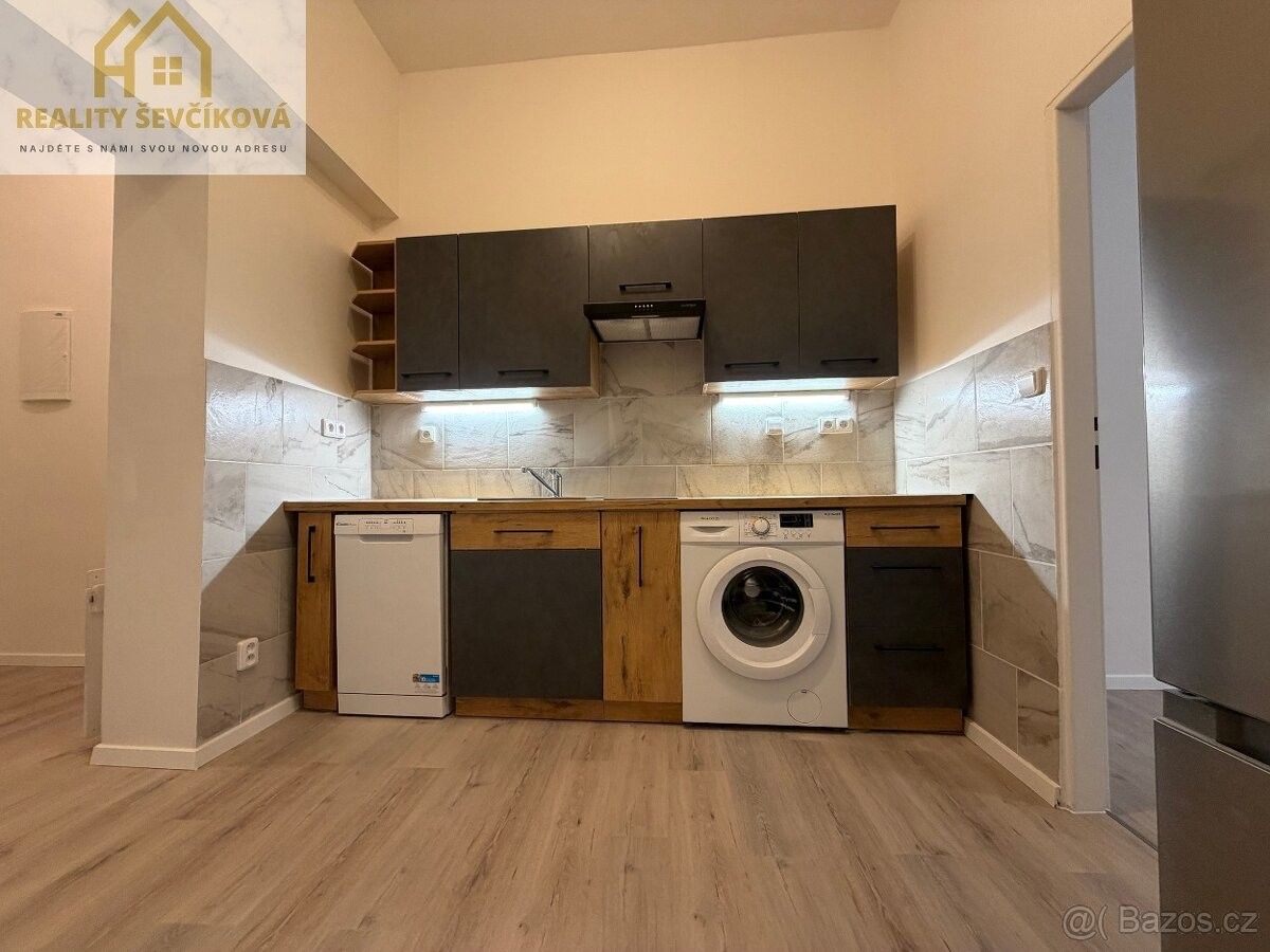 Byty, Hradec Králové, 500 02