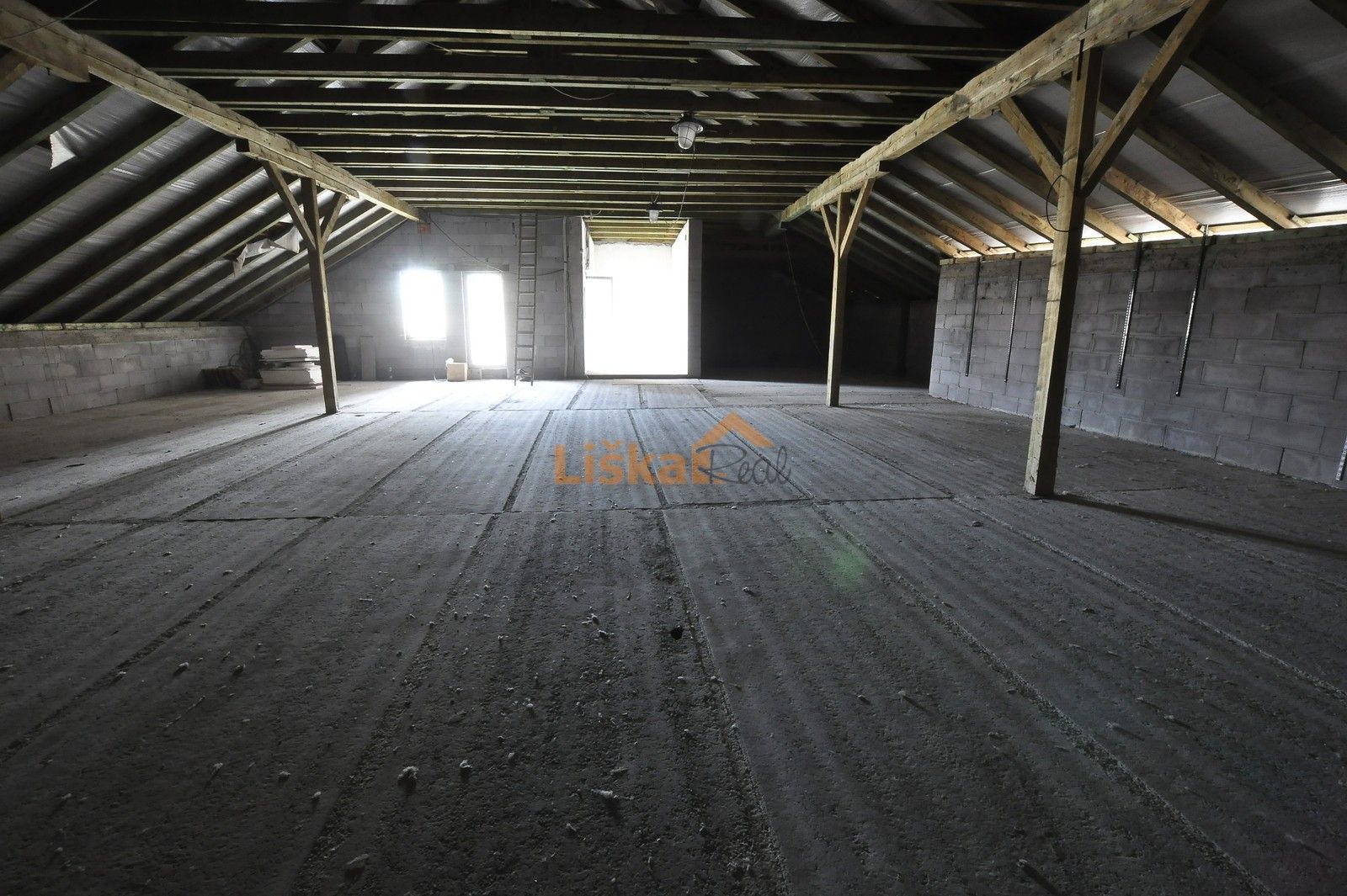 Prodej rodinný dům - Julia Fučíka 1270, Břeclav Poštorná, 384 m² - 5