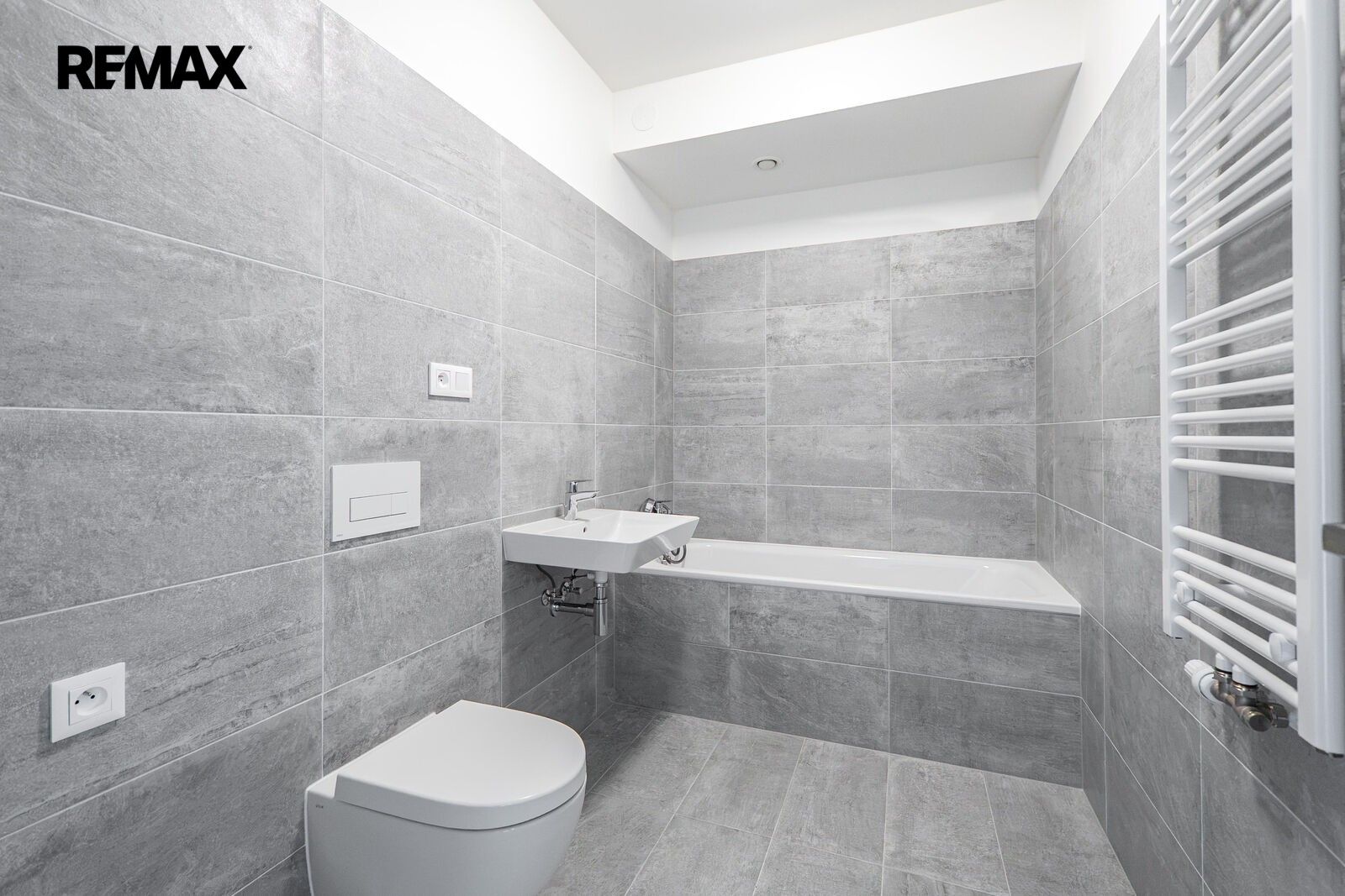 Byt 2+kk · 56 m² · Sedlářova 1163, Praha Kbely - 4