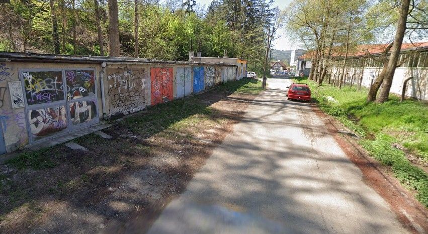 Garáže, Blansko, 678 01