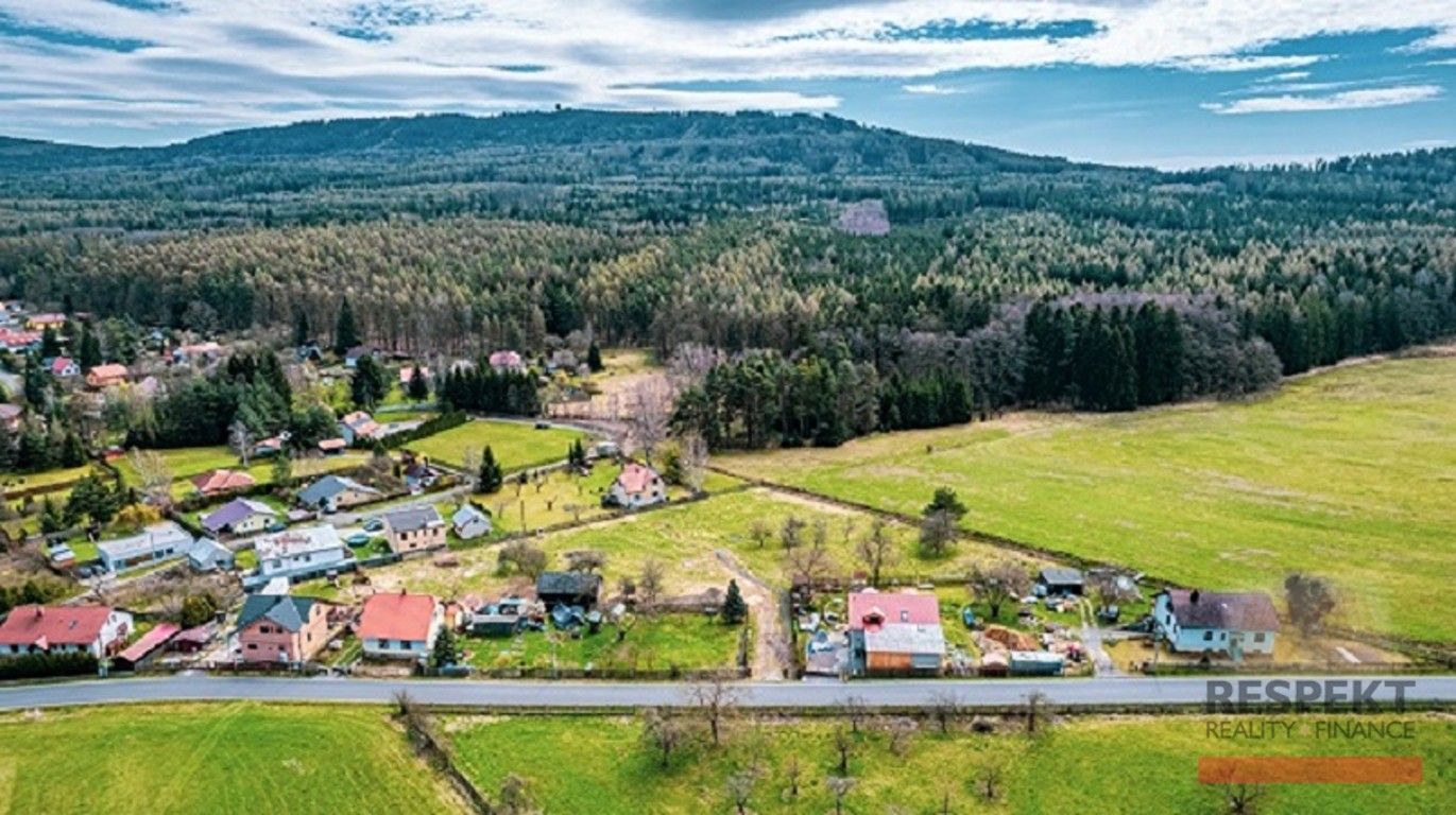 Prodej pozemek pro bydlení - Běštín, 1 553 m² - 2