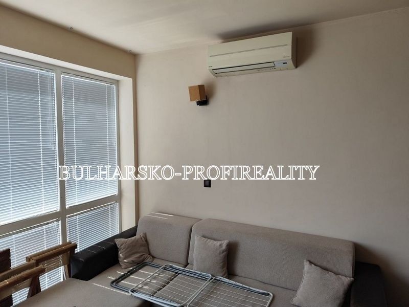 Byty, 987 66, Zahraničí