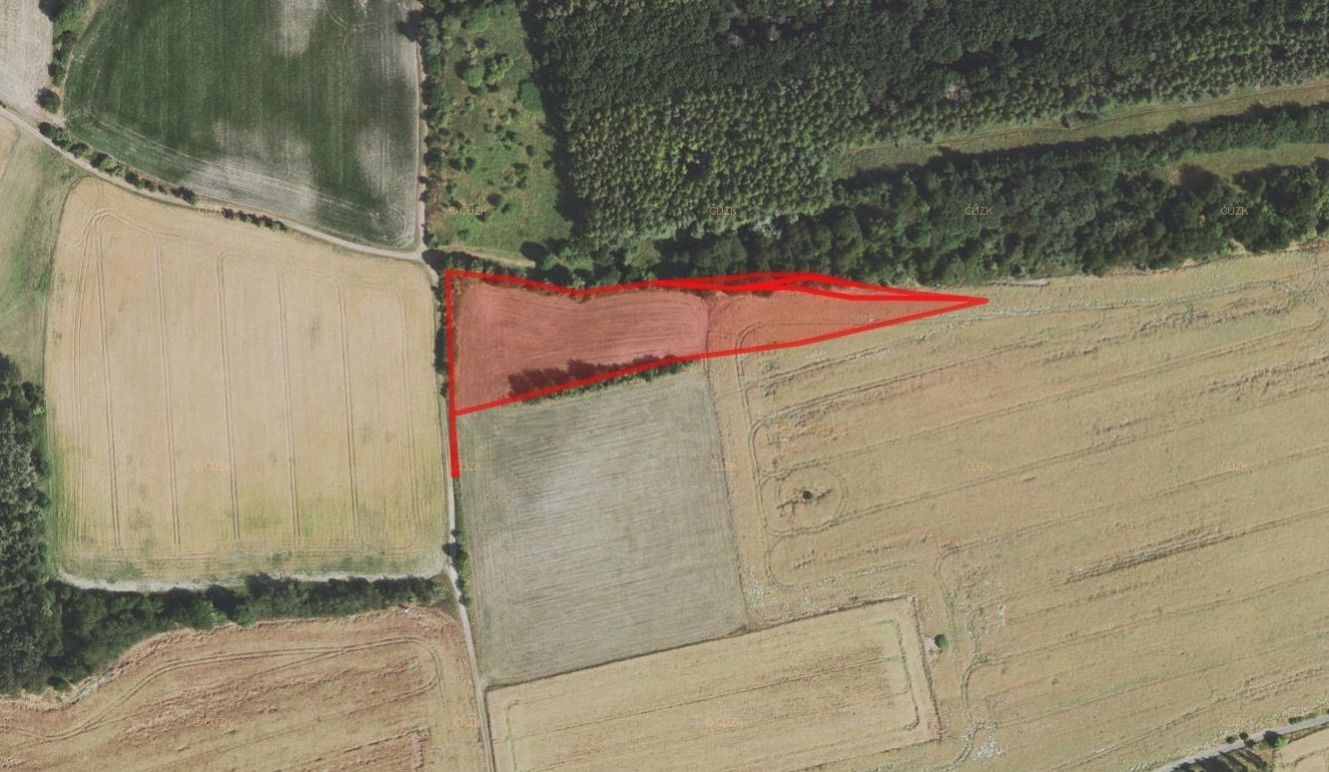 Zemědělské pozemky, Nové Strašecí, 9 807 m²