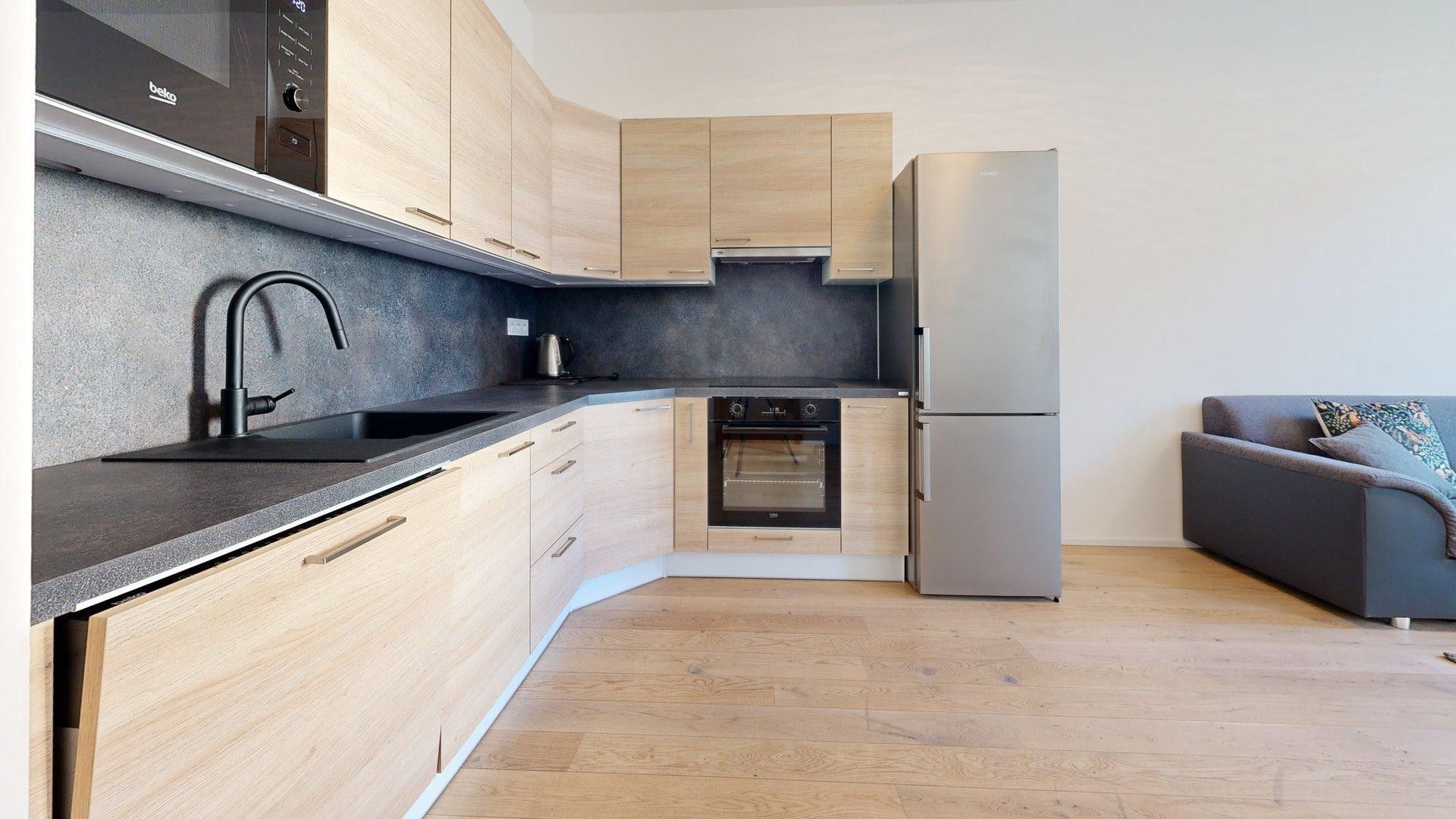 Prodej byt 2+kk - Nádražní 3385/9, Praha, 52,4 m²