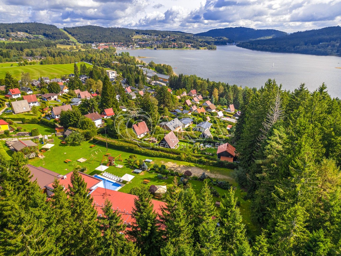 Prodej ubytovací zařízení - Lipno nad Vltavou, 1 m²