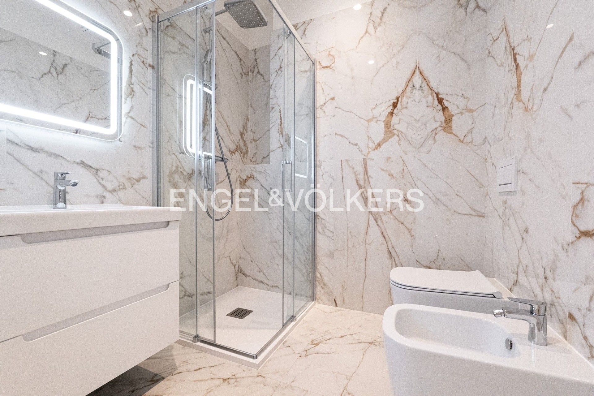 Pronájem byt 3+kk - Polská 1618, Praha Vinohrady, 75 m² - 5