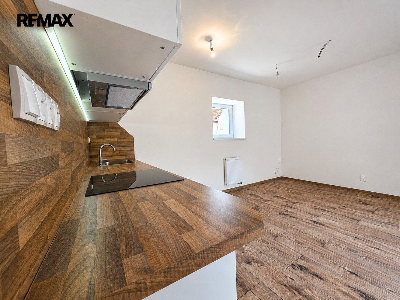 Rodinné domy, Peruc - Hřivčice, okres Louny, 97 m² - 2