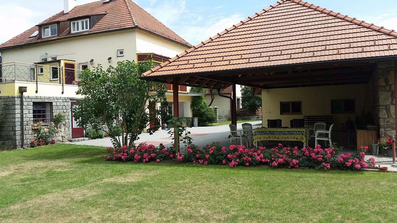 Chaty, Malenice - Malenice, Jihočeský kraj