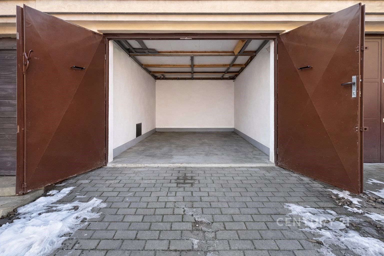 Garáže, Liberec, 19 m²