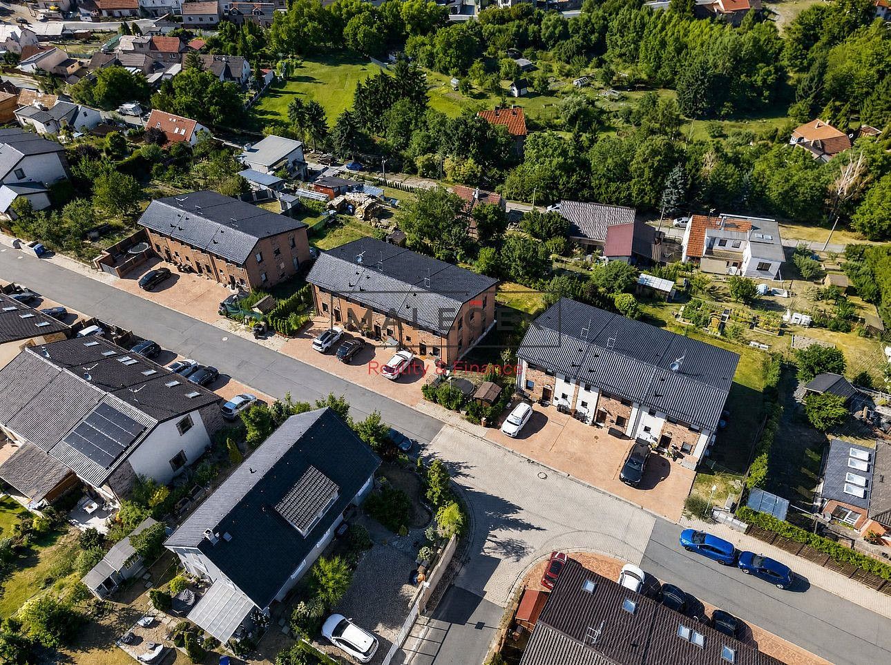 Rodinné domy, V. Poláka, Stehelčeves, okres Kladno, 120 m² - 1