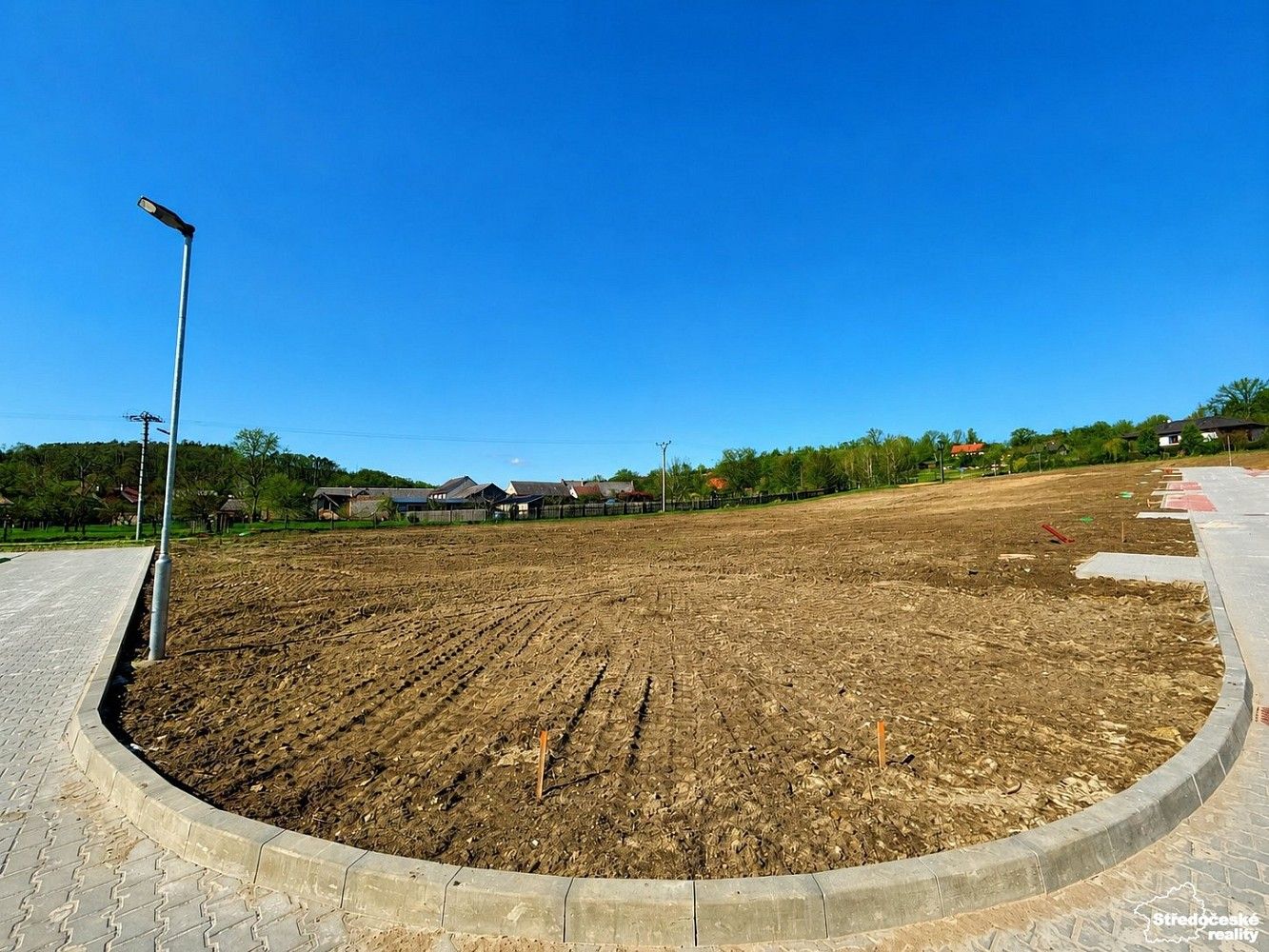 Prodej pozemek pro bydlení - Žerčice, okres Mladá Boleslav - 5