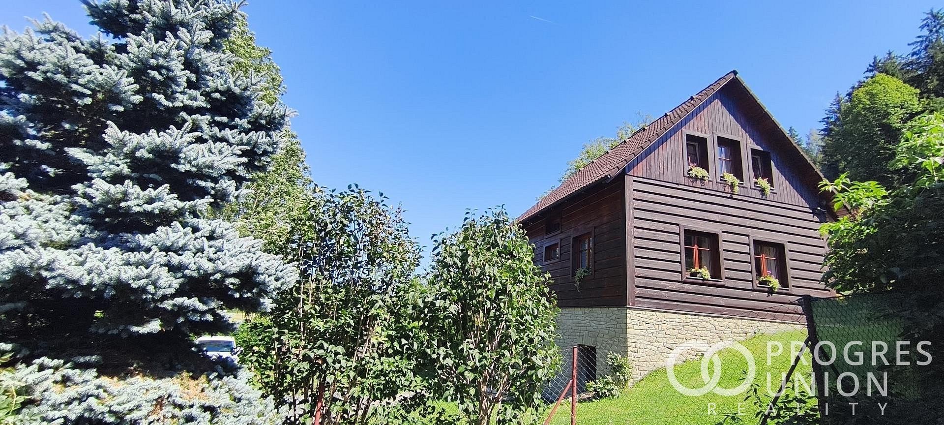 Rodinné domy, Velké Karlovice, okres Vsetín, 128 m² - 1