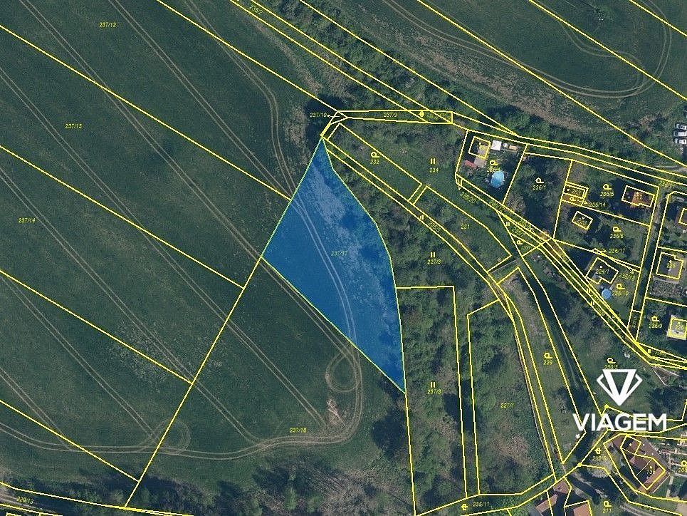 Zemědělský pozemek, 6 642 m²