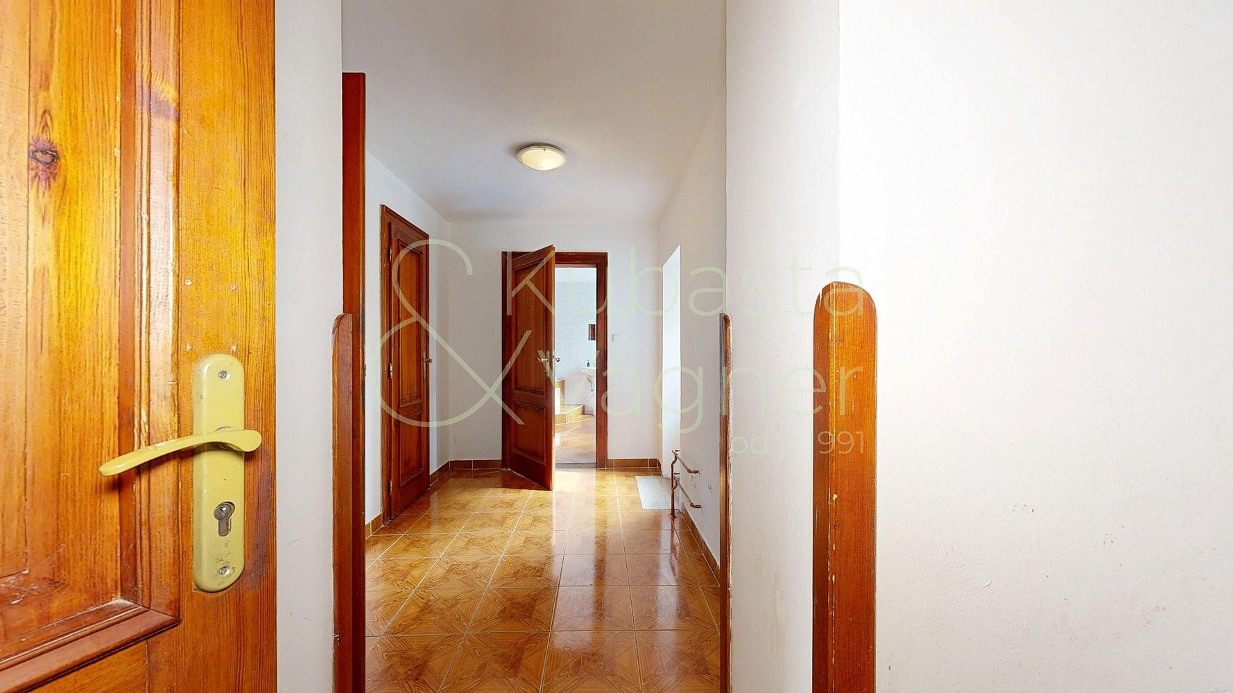 Rodinné domy, náměstí Josefa Haška, Chroustovice, okres Chrudim, 205 m² - 2