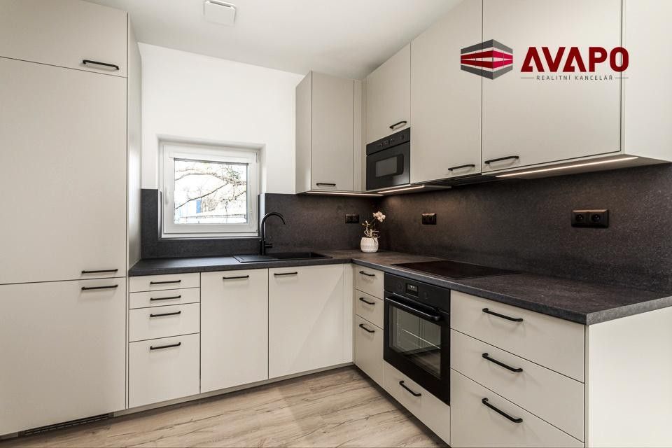 1+1, náměstí Svaté Trojice, Opava, 37 m²