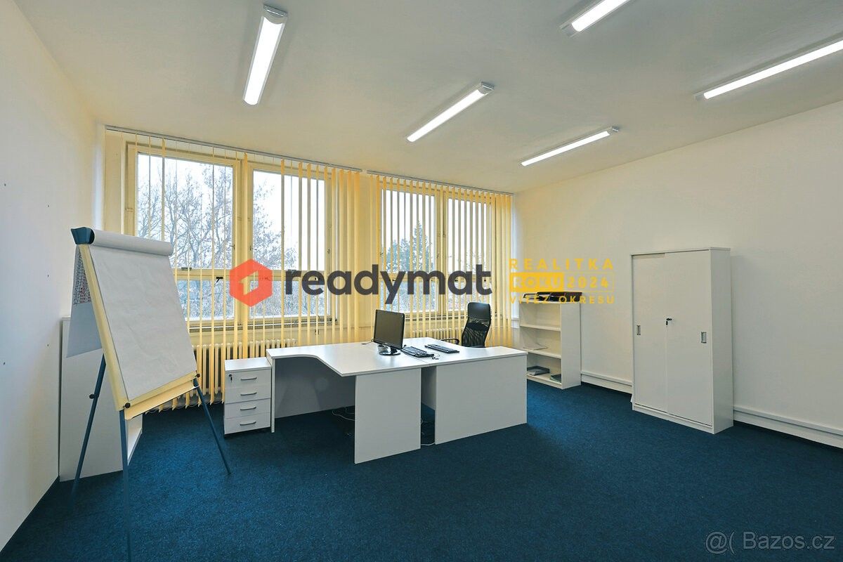 Kanceláře, Moravský Písek, 696 85