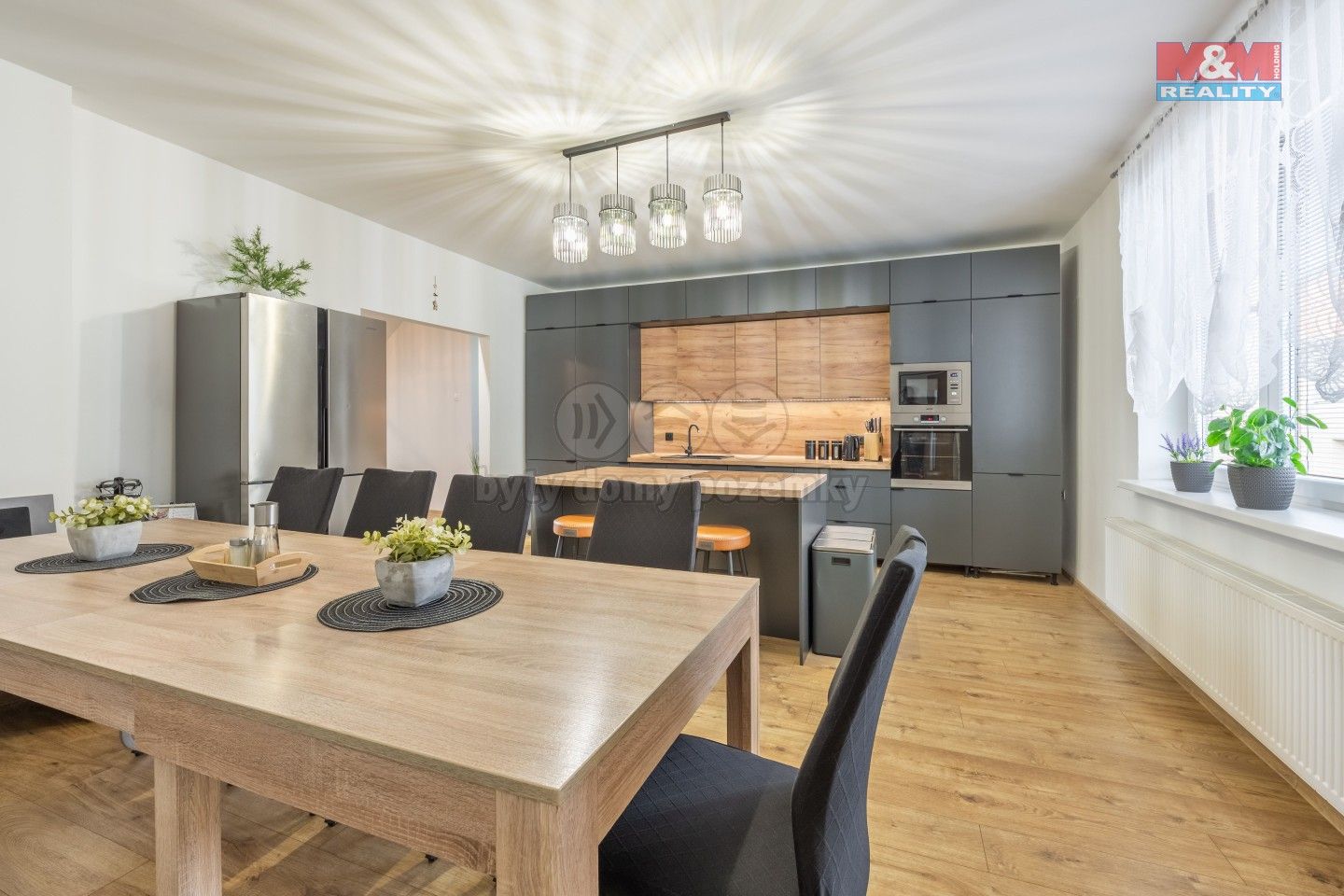 Rodinné domy, IV. ulice, Vinařice, 210 m²