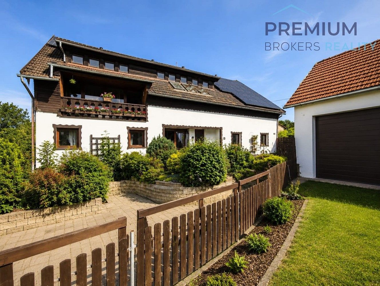 Rodinné domy, Měrunice, okres Teplice, 440 m² - 2