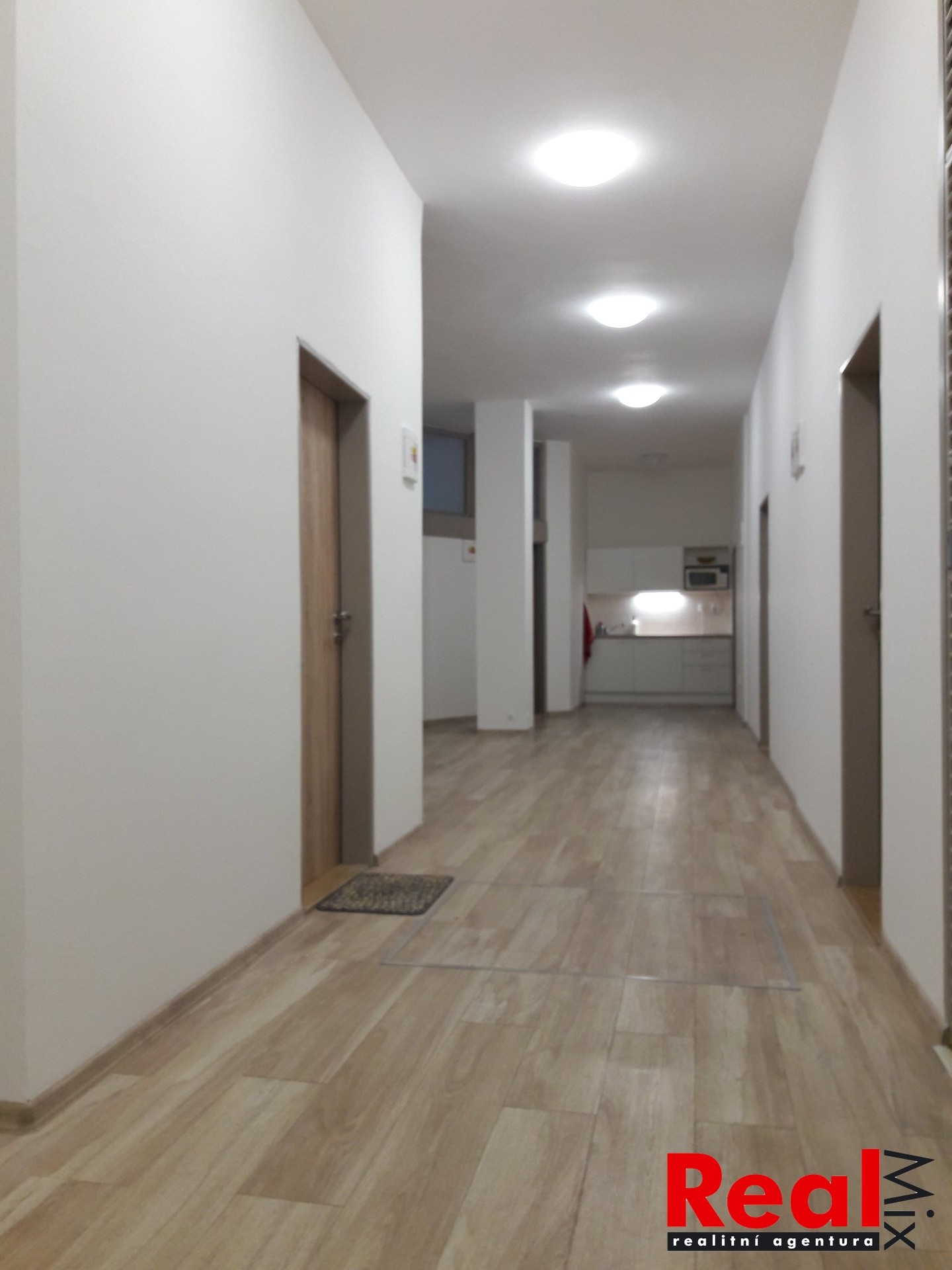 Pronájem kancelář - Bayerova 792, Brno Veveří, 19 m² - 5