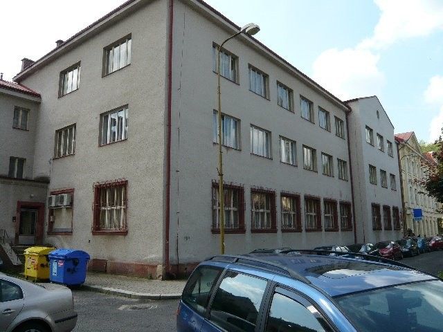 Prodej kancelář - nám. 28. října, Kraslice, 2 m²