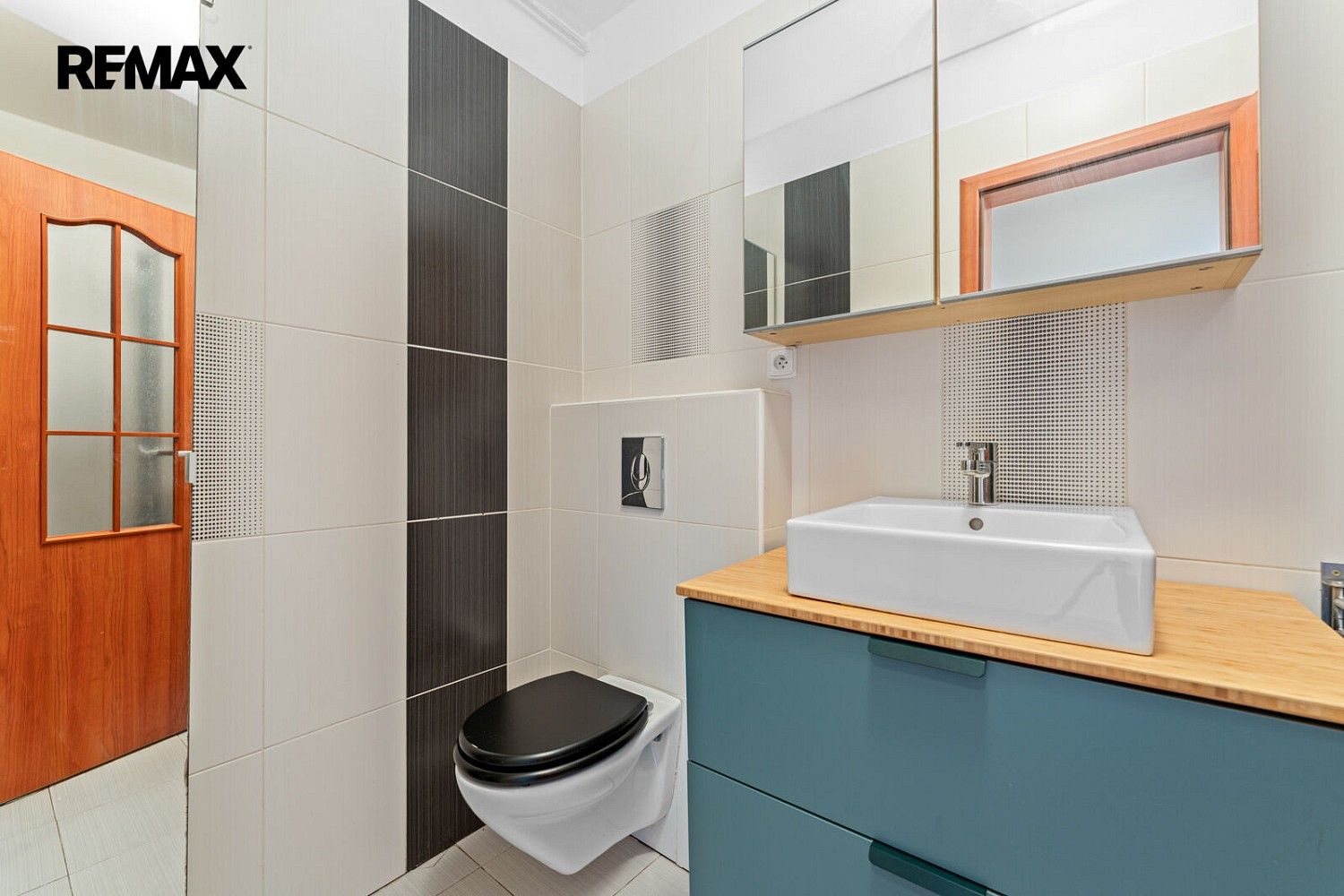 Byt 2+kk · 73 m² · Praha - Holešovice, okres Praha 7, Hlavní město Praha - 3