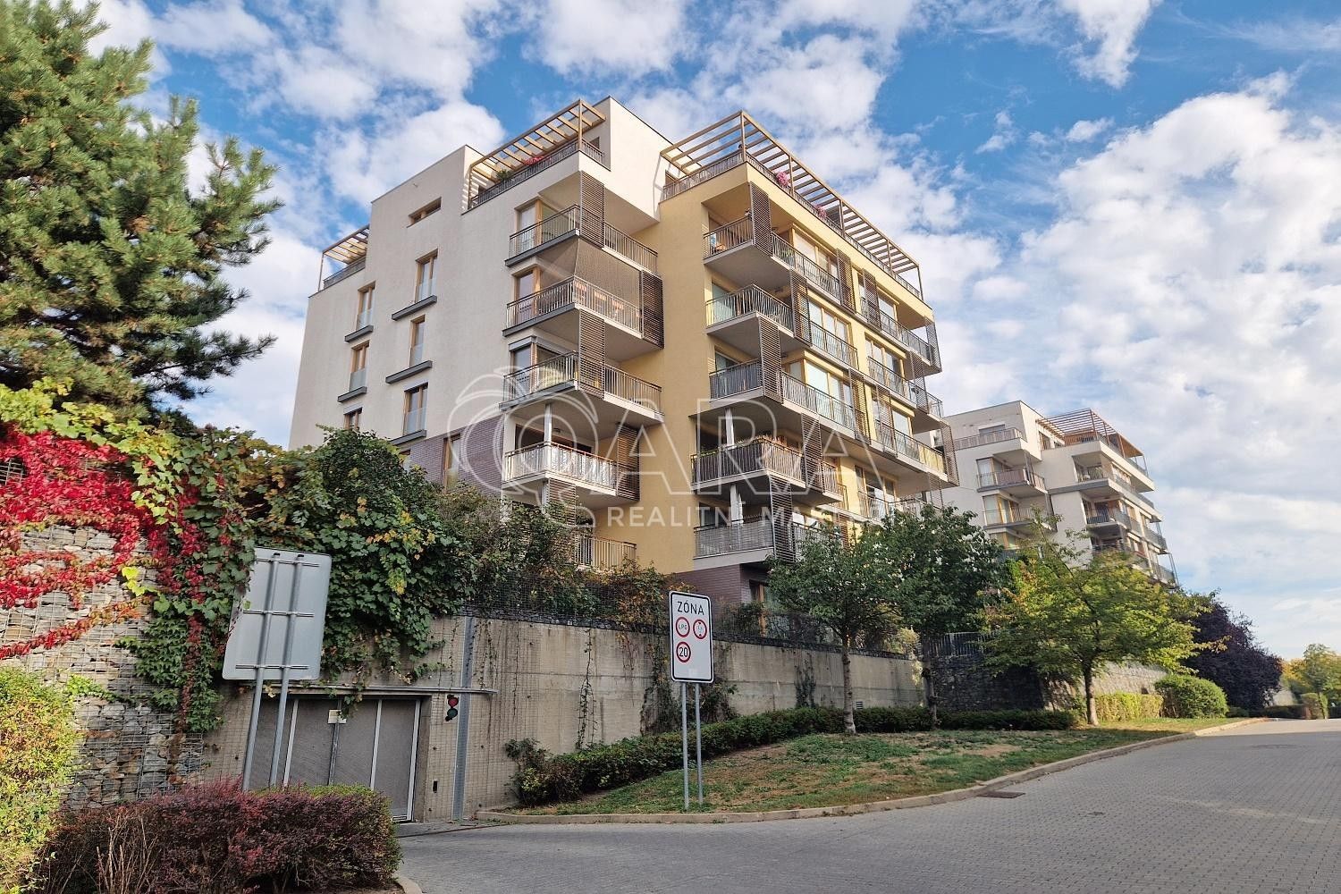 2+kk, Nad Smetankou, Praha Hrdlořezy, 70 m² - 1