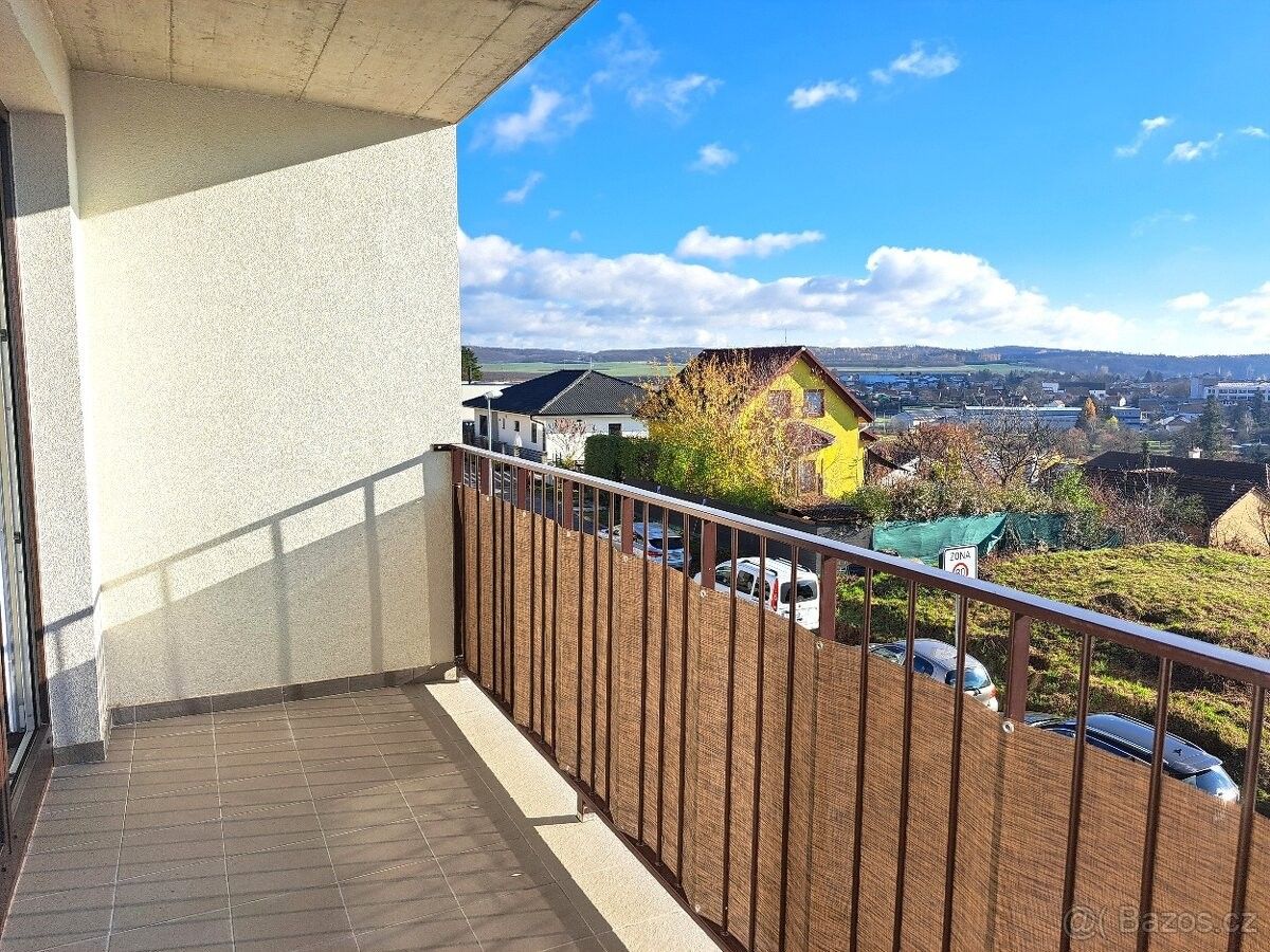 Pronájem byt - Rosice u Brna, 665 01