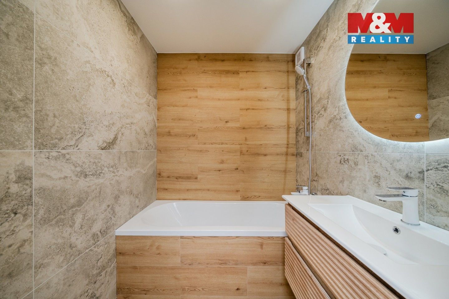 Prodej byt 4+kk - Šeříková, Ostrava, 69 m²