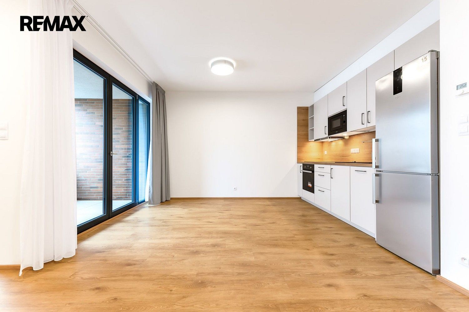 Pronájem byt 1+kk - Praha - Libeň, okres Praha 8, Hlavní město Praha, 38 m² - 5