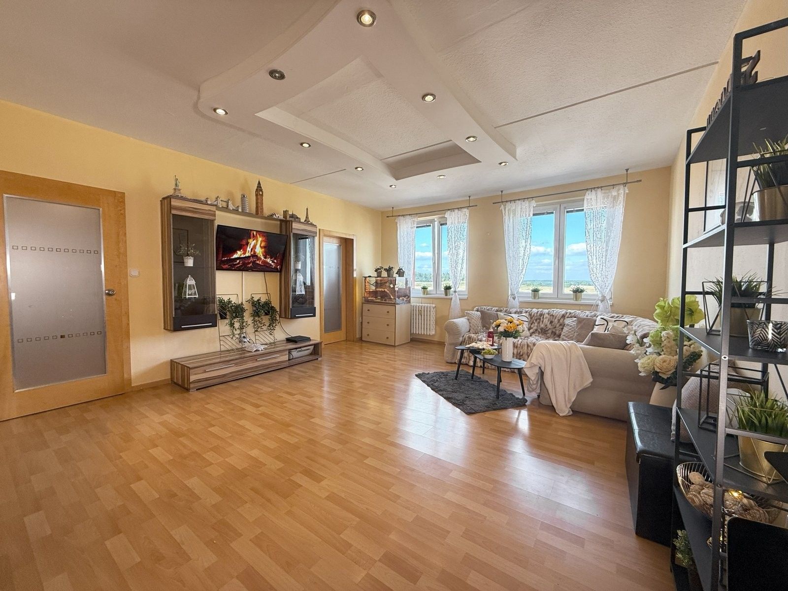 Prodej byt 4+1 - Čechova, Lišov, 78 m²