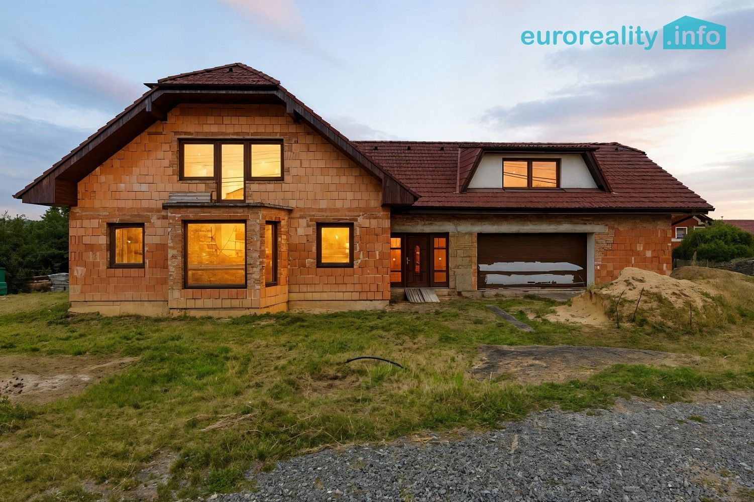 Rodinný dům · 247 m² · Broumy, okres Beroun, Středočeský kraj - 3