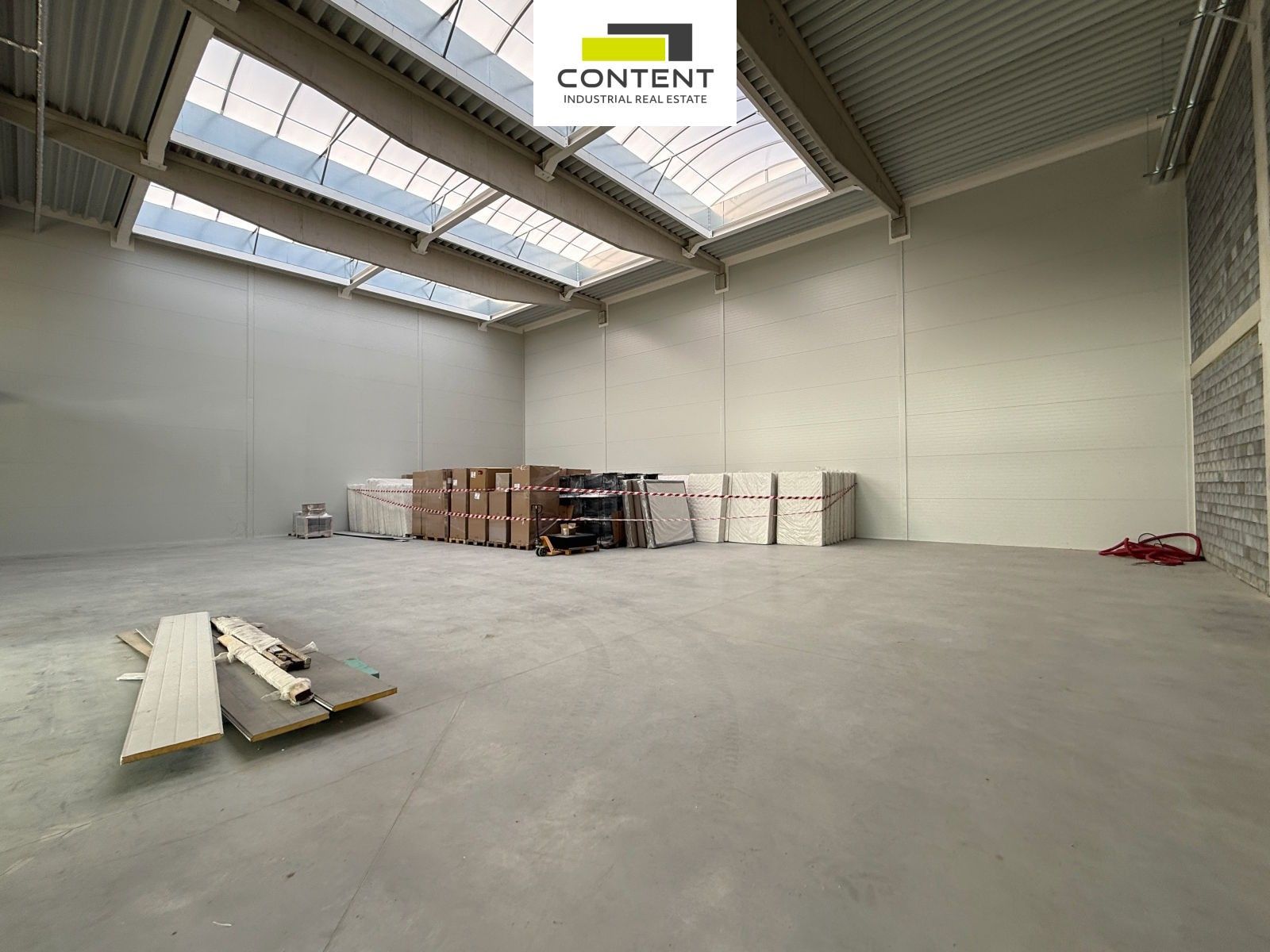 Pronájem sklad - Ke Karlovu,Plzeň, 737 m²