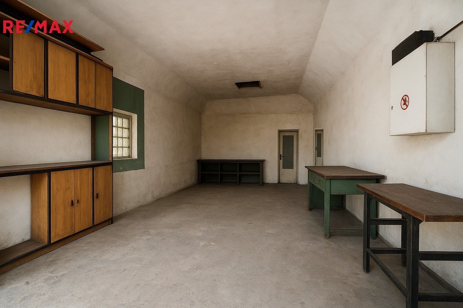 Pronájem garáž - Životická, Havířov, 130 m²