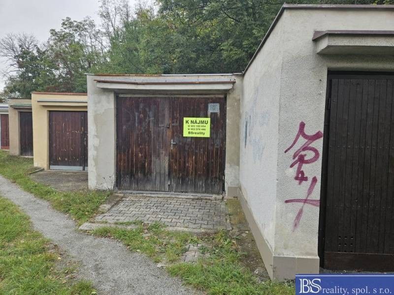 Pronájem garáž - Českých bratří, Ústí nad Labem, 20 m²